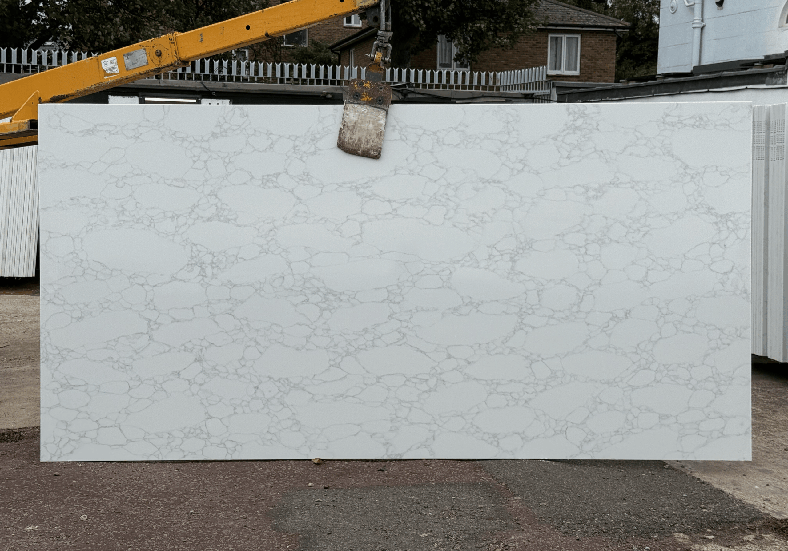 Corchia Light by Quartz City